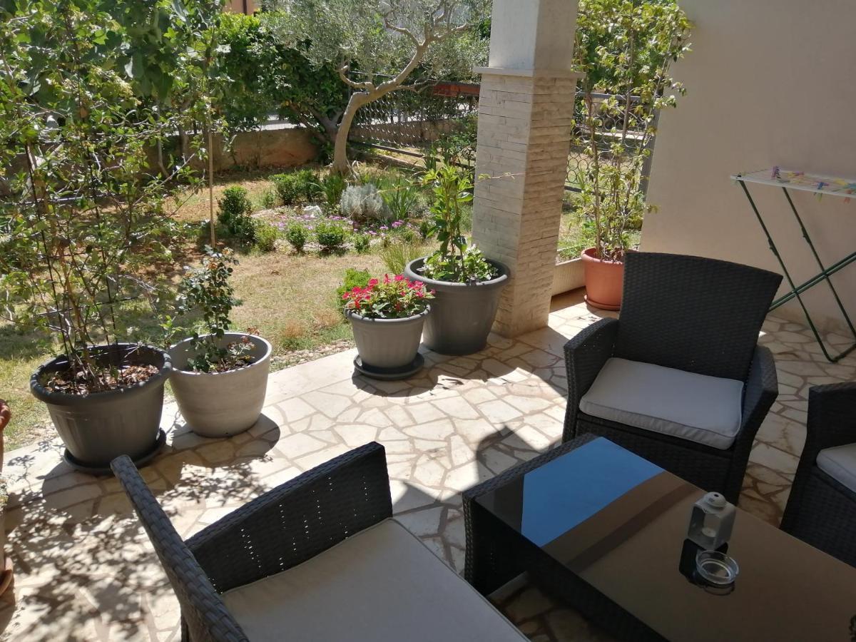 Apartments And Rooms Lorena 236 Rovinj Exterior foto