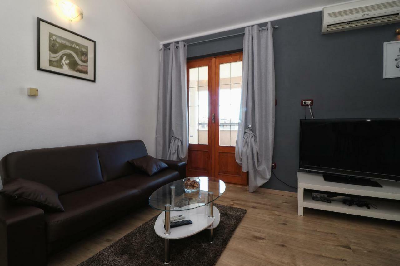 Apartments And Rooms Lorena 236 Rovinj Exterior foto